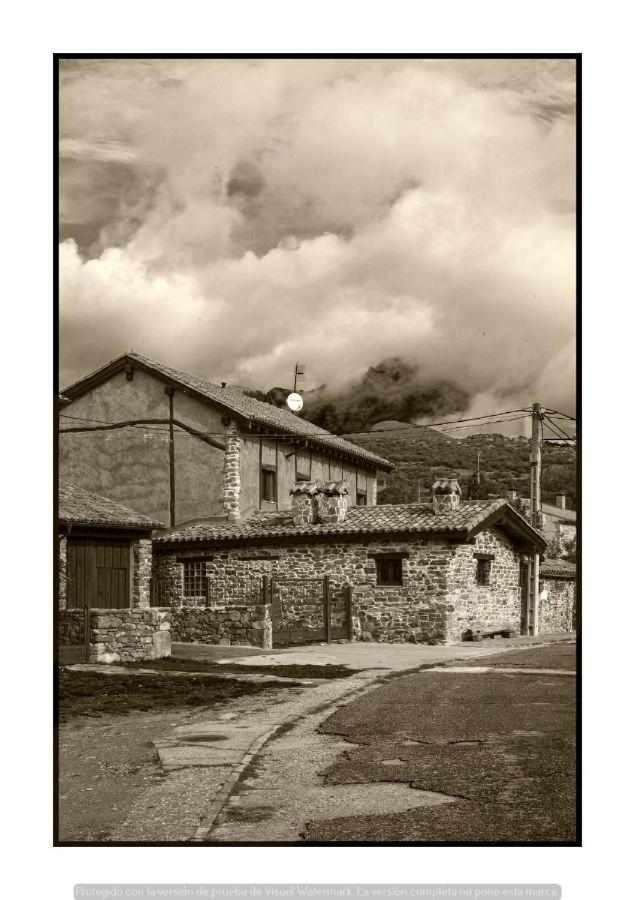 Casa Rural La Parda Triollo エクステリア 写真